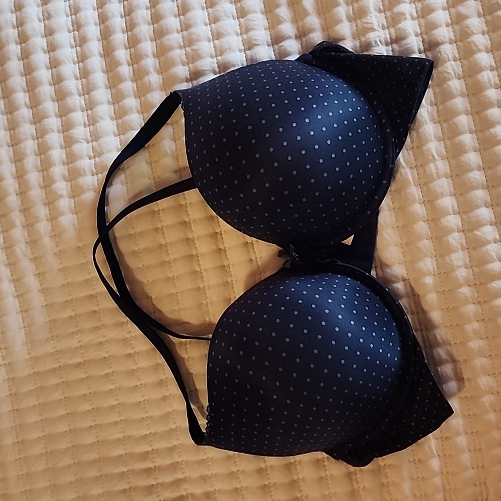 Victoria Secret Body by VS bra 34DD